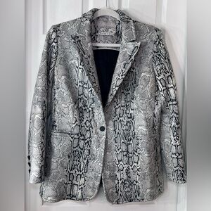 Alice and Olivia Breann Snake Embossed Faux Leather Blazer Size 12 Retail $595